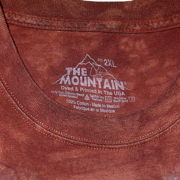 The Mountain Men's T Shirt Size 2XL Rust Orange Tie Dye Native American Wolf - Picture 5 of 8